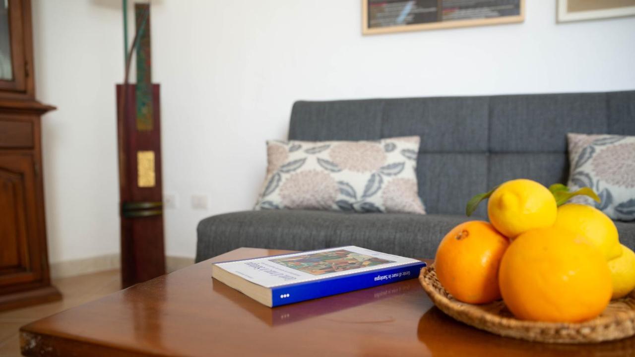 Appartamenti Melograno E Fico Loculi Buitenkant foto