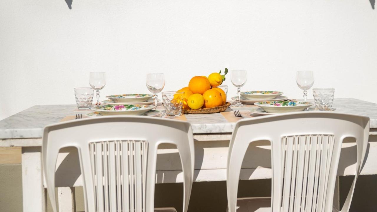 Appartamenti Melograno E Fico Loculi Buitenkant foto